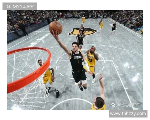 2015年湖人与灰熊激战回顾：经典对决与精彩瞬间解析