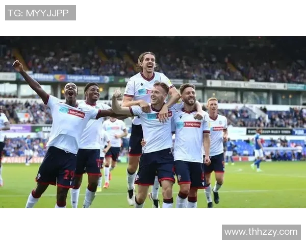 横滨水手与新泻天鹅的激烈对决展现足球魅力与团队精神