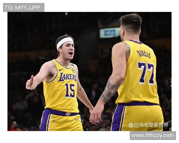 湖人对阵热火首战精彩回顾与赛后分析全景展现