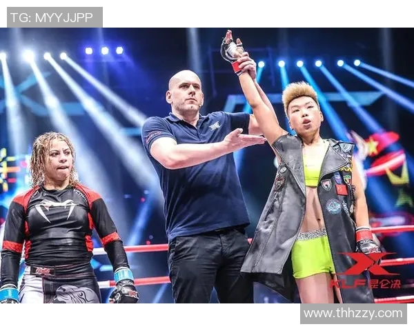 熊竞楠与张伟丽巅峰对决谁将赢得女子MMA冠军荣耀的终极较量