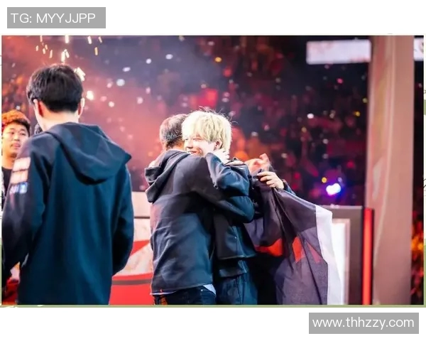 全球总决赛特别报道：FPX从低谷崛起的辉煌逆袭之路